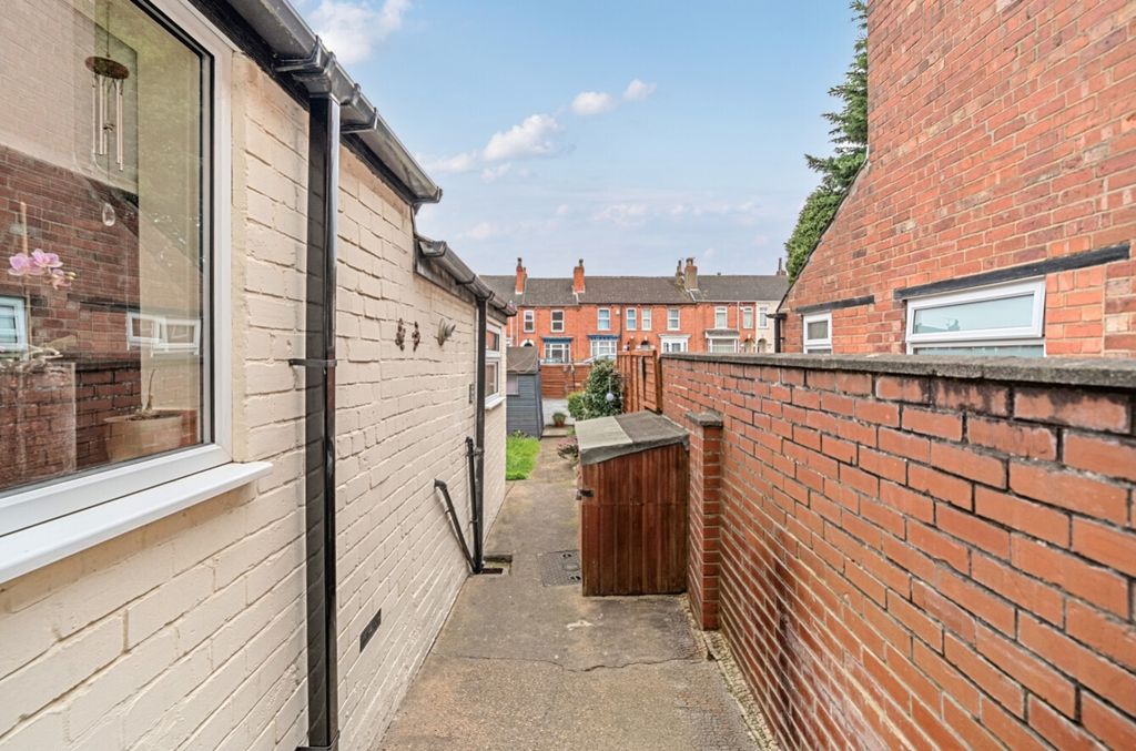 Additional image 22 of 3 bed terraced house for saleNelthorpe Street, Lincoln, Lincolnshire LN5