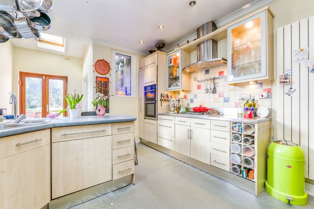 Additional image 11 of 4 bed terraced house for saleShirley Road, Roath Park, Cardiff CF23