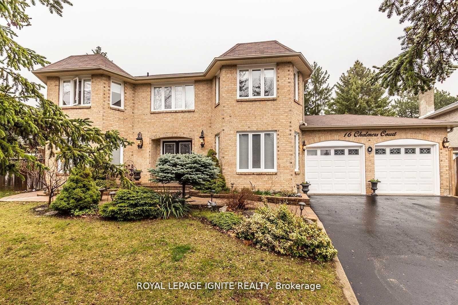 16 Chalmers Court, Brampton, ON, L6Z 3G9