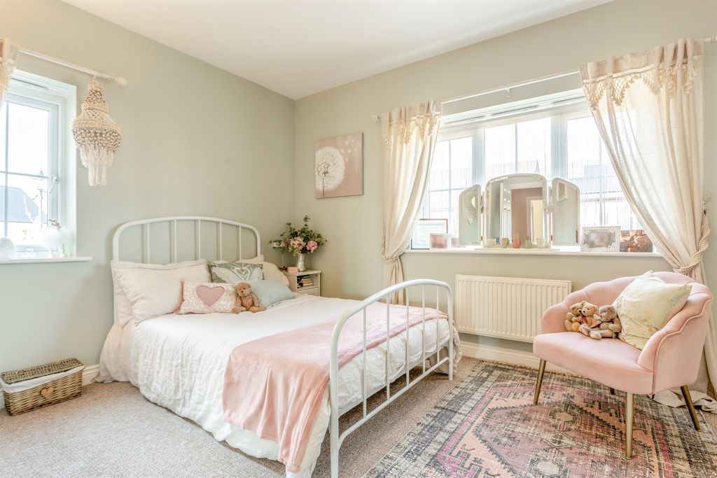 Additional image 13 of 5 bed detached house for saleBurrium Gate, Usk, Monmouthshire NP15