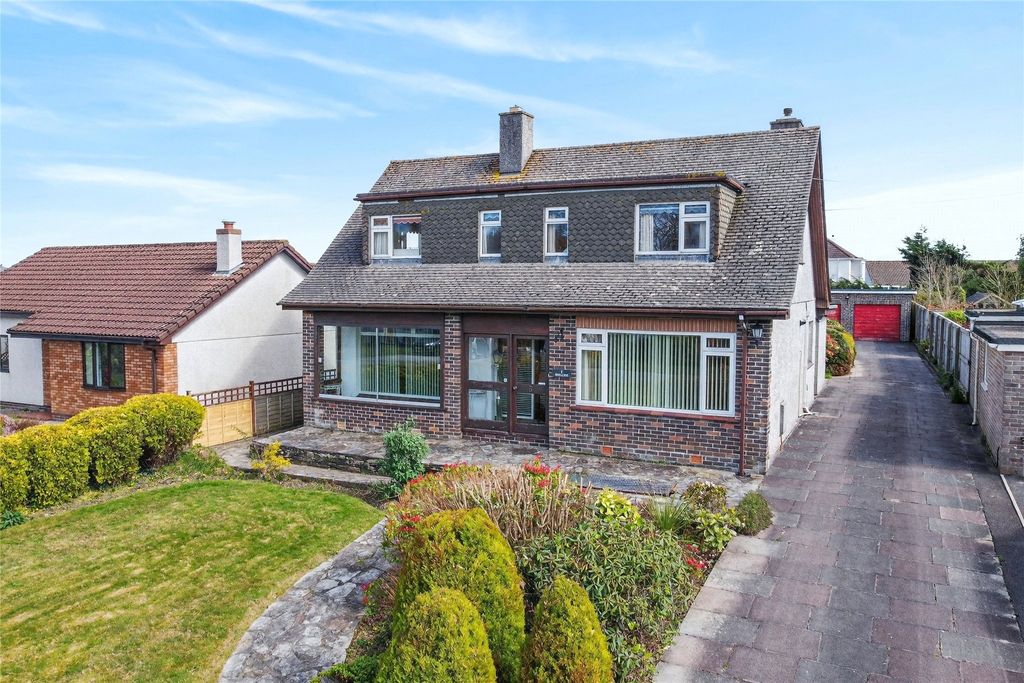 3 bed detached house for saleSea Road, Carlyon Bay, St. Austell, Cornwall PL25