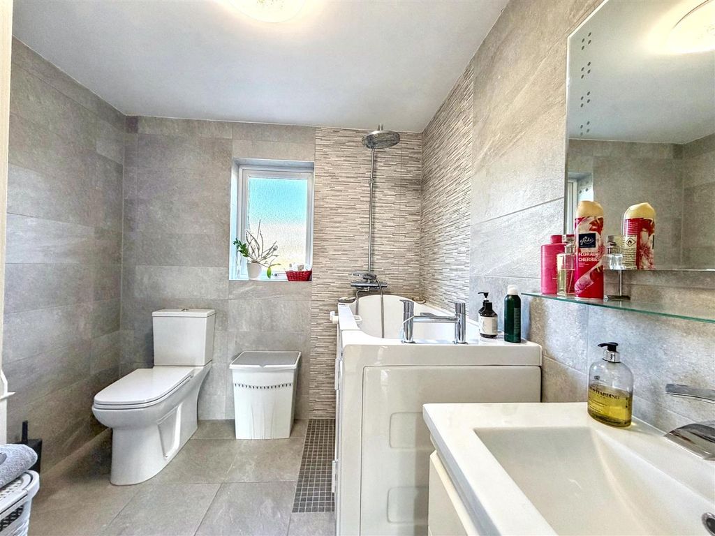 Additional image 10 of 2 bed bungalow for saleTreberth Avenue, Newport NP19