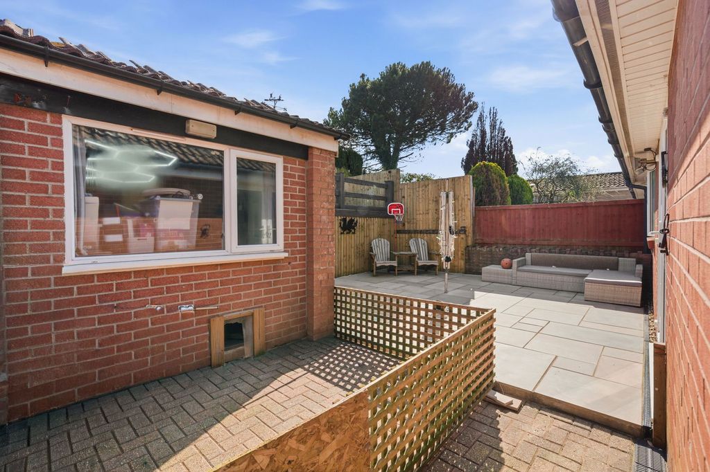 Additional image 26 of 2 bed semi-detached bungalow for saleChester Close, New Inn NP4