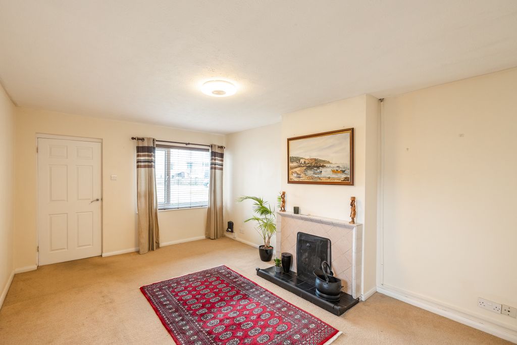 Additional image 5 of 3 bed semi-detached house for saleLa Tonnelle Clos Vale Road, St. Sampson, Guernsey GY2