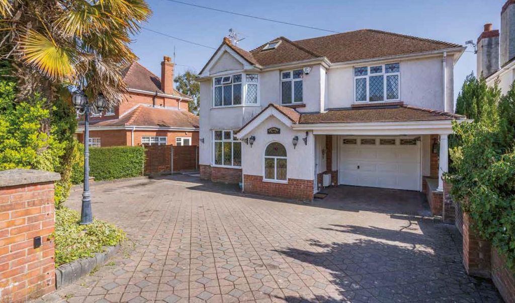 5 bed detached house for saleTregarn Road, Langstone, Newport NP18