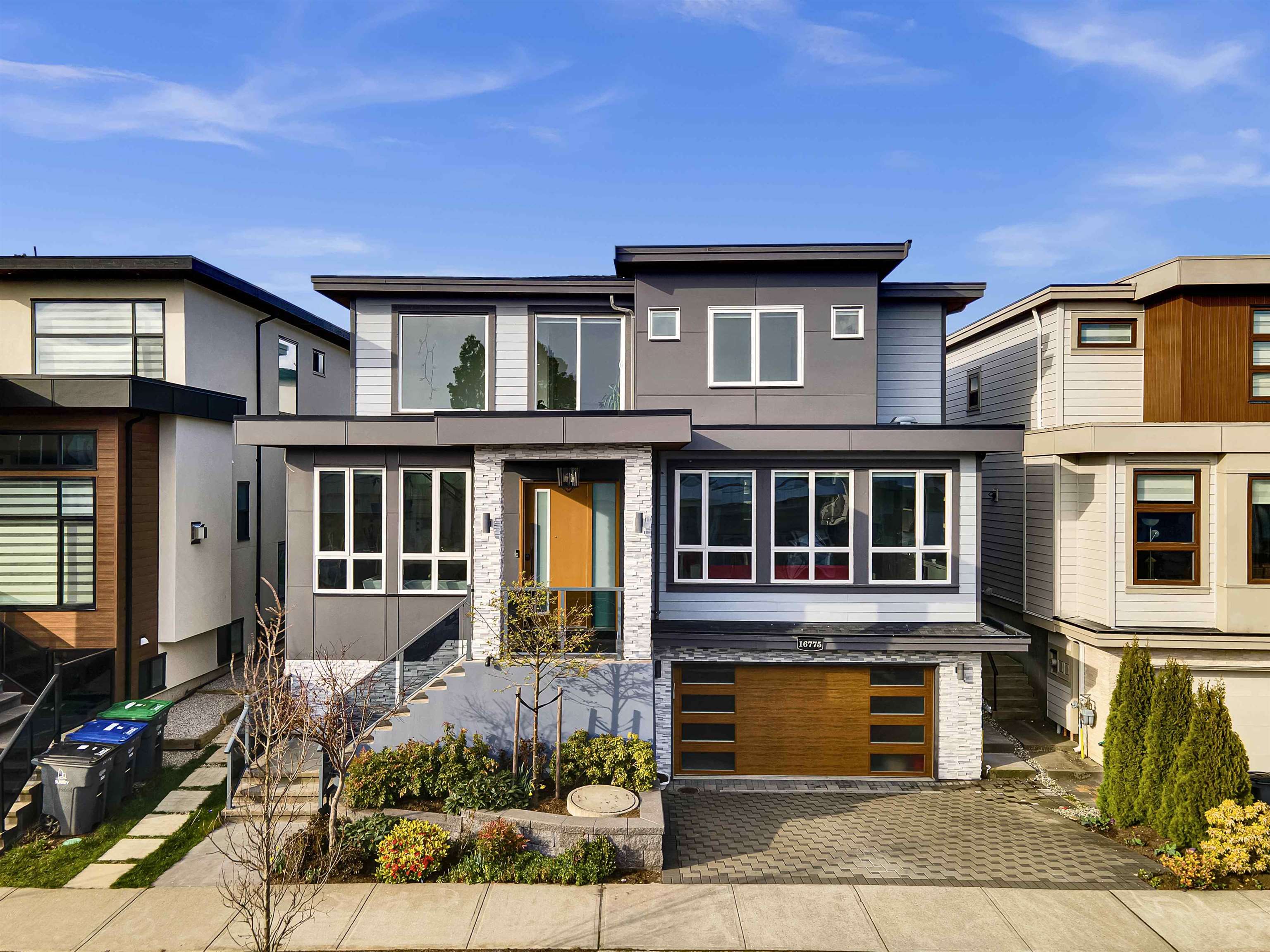 16775 18b Avenue, Surrey, BC, V3Z 1A2