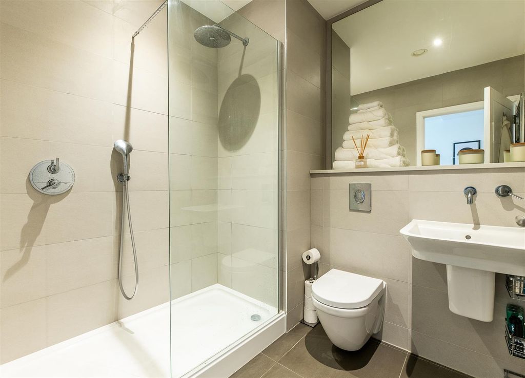 Additional image 8 of 1 bed flat for saleThe Waterside Apartments, Pavillion Road, West Bridgford NG2