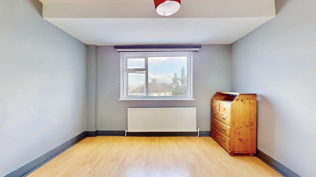 Additional image 11 of 4 bed terraced house for saleSummit Close, London NW9
