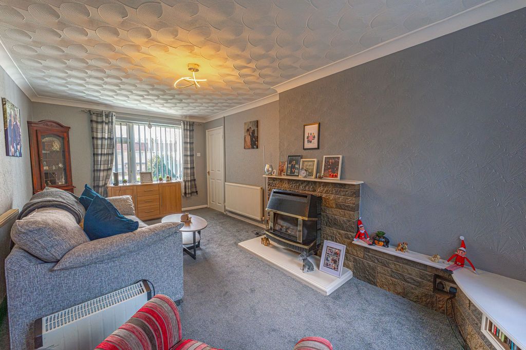 Additional image 2 of 3 bed terraced house for saleEdlogan Way, Croesyceiliog NP44