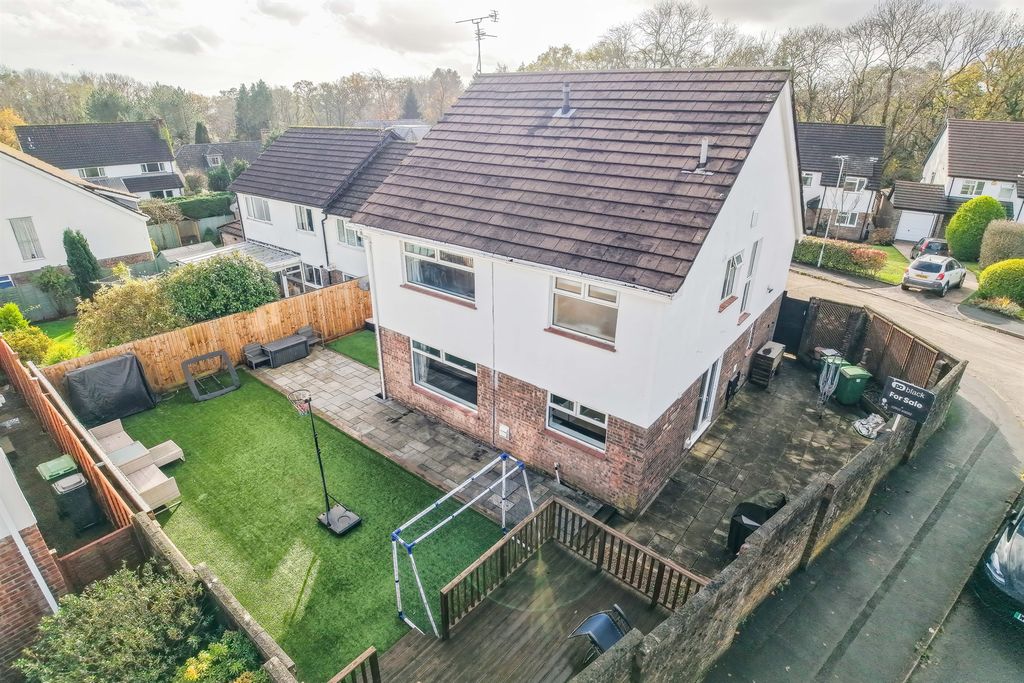 Additional image 3 of 4 bed detached house for saleChartwell Drive, Lisvane, Cardiff CF14