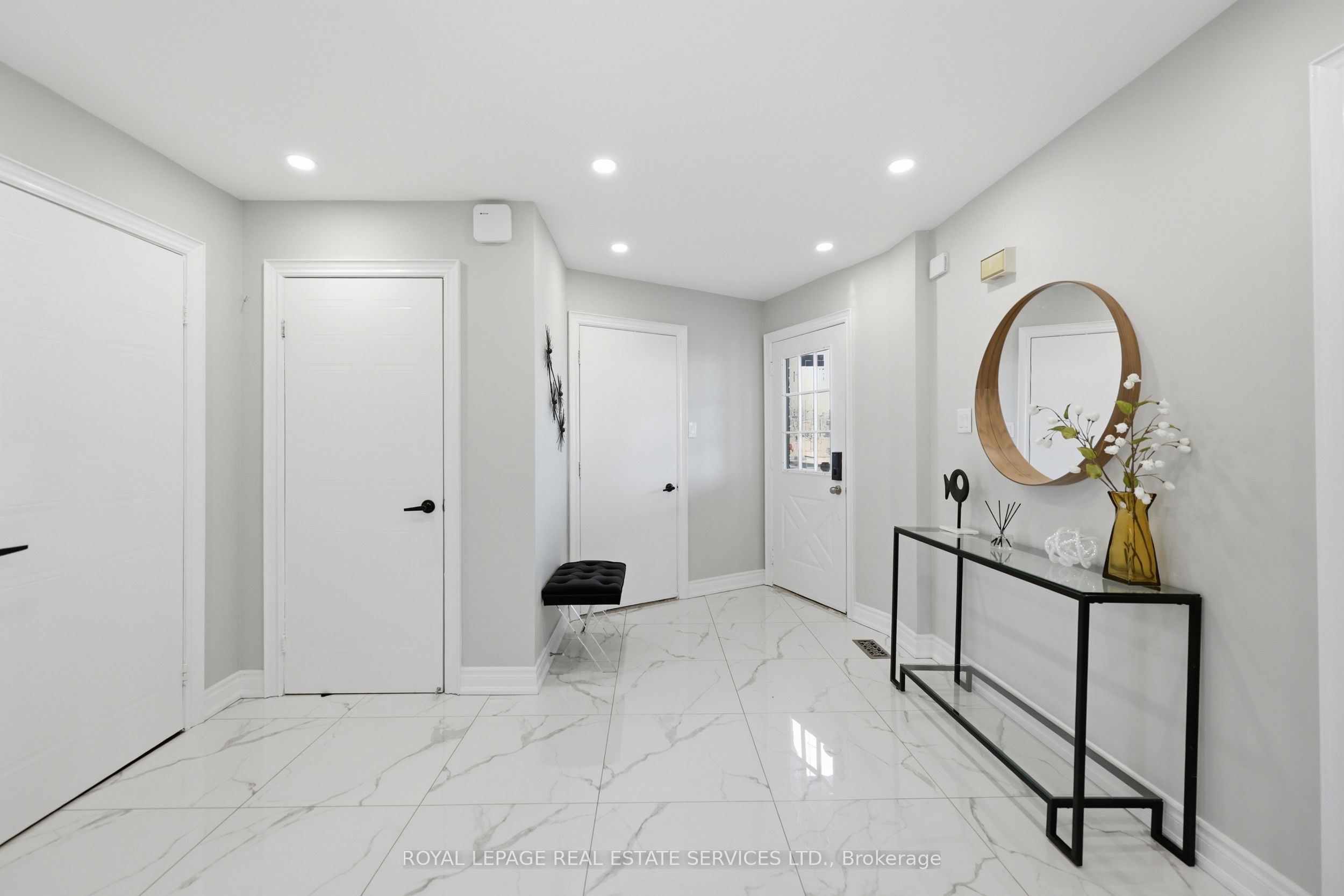 Additional image 2 of 4134 Murray Hill Crescent, Mississauga, ON, L5C 4H8