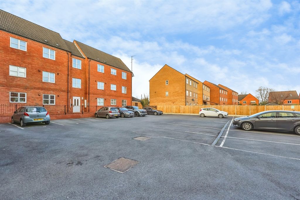 Additional image 13 of 1 bed flat for saleRiddles Court, Watnall, Nottingham NG16