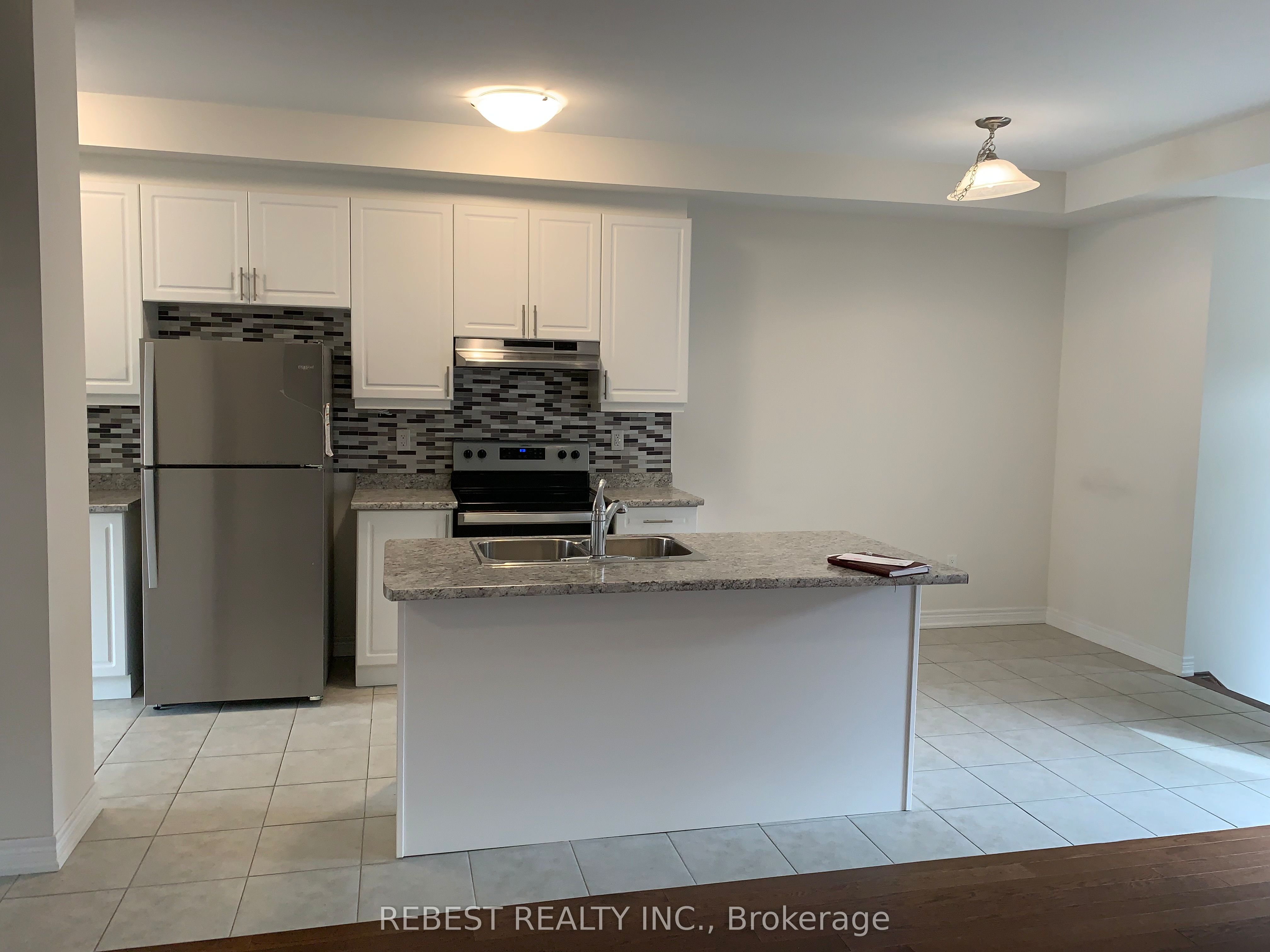 Additional image 4 of 220 Coronation Road, Whitby, ON, L1P 0H7