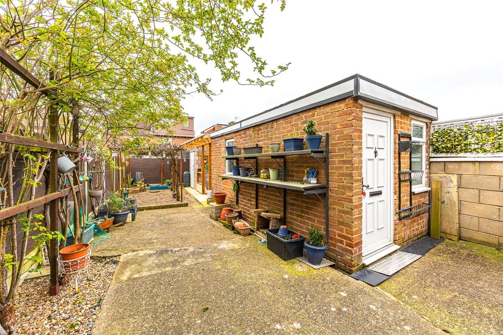 Additional image 12 of 3 bed semi-detached house for saleColin Close, Colindale NW9