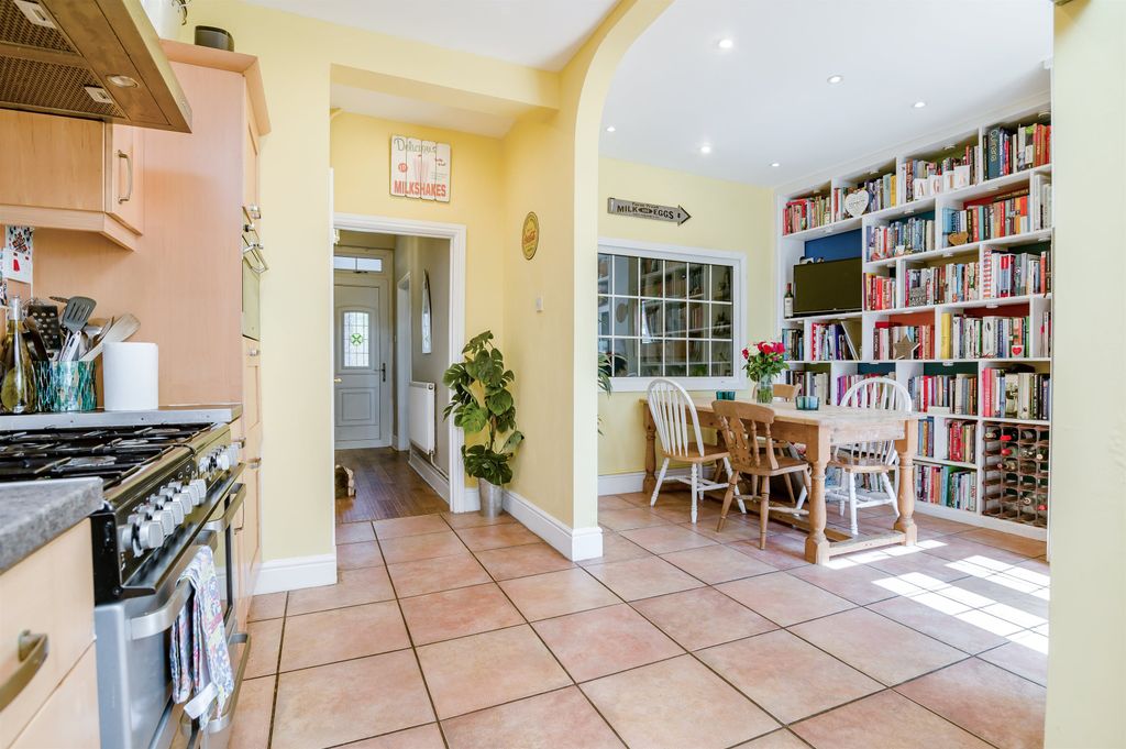 Additional image 8 of 2 bed terraced house for saleUskvale Drive, Caerleon, Newport NP18