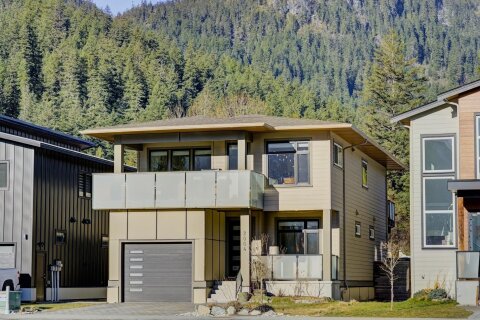 Additional image 8 of 2004 Tiyata Boulevard, Pemberton, BC, V0N 2L0