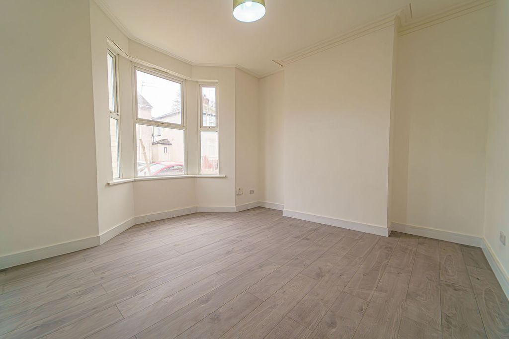 Additional image 8 of 4 bed terraced house for saleFairoak Avenue, Newport NP19