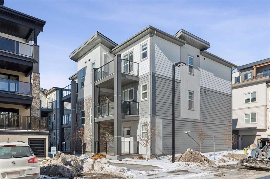 165-2117 81 Street SW, Calgary, AB, T3H 6H5