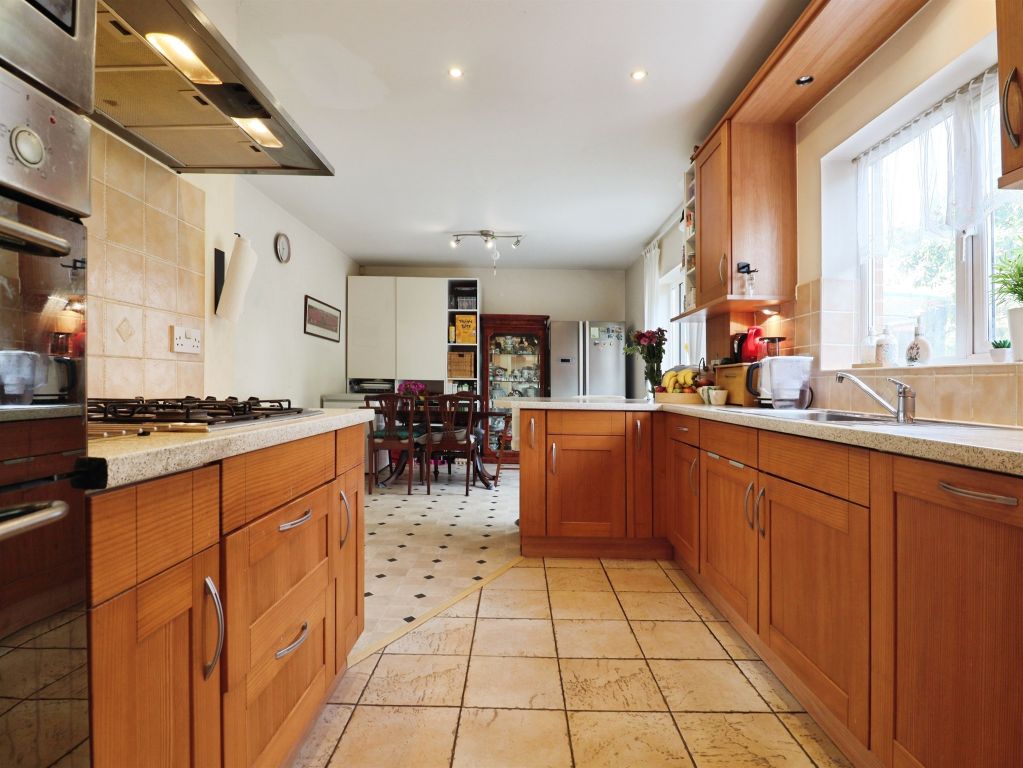 Additional image 14 of 5 bed detached house for saleClos Padrig, St. Mellons, Cardiff CF3