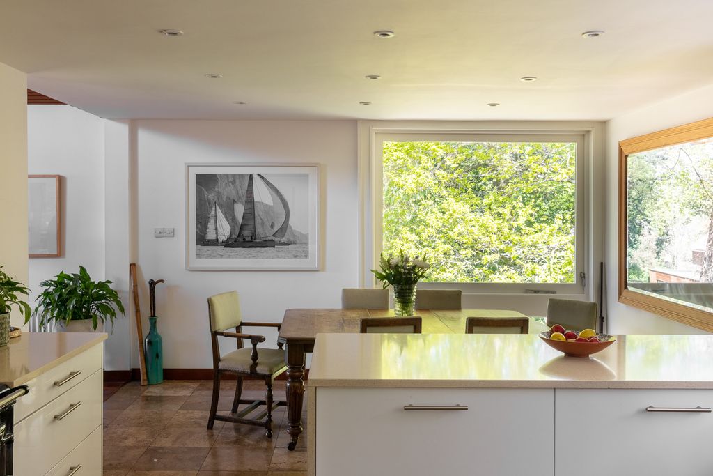 Additional image 14 of 6 bed detached house for saleWykeham Close, Southampton, Hampshire SO16