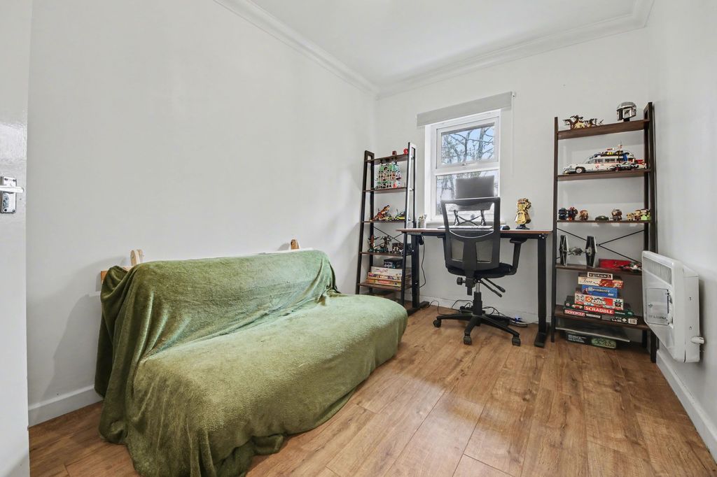 Additional image 8 of 2 bed flat for sale21 Lawn Road, Portswood SO17