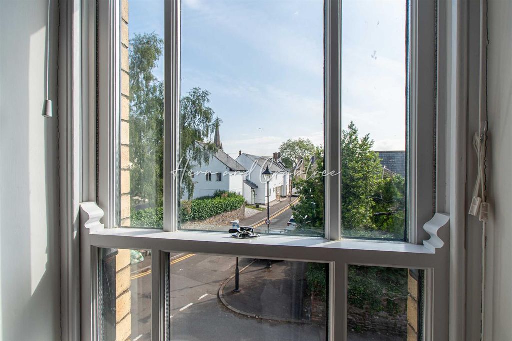 Additional image 13 of 3 bed terraced house for saleThe Old Post Office, Imperial Buildings Row, Llandaff, Cardiff CF5