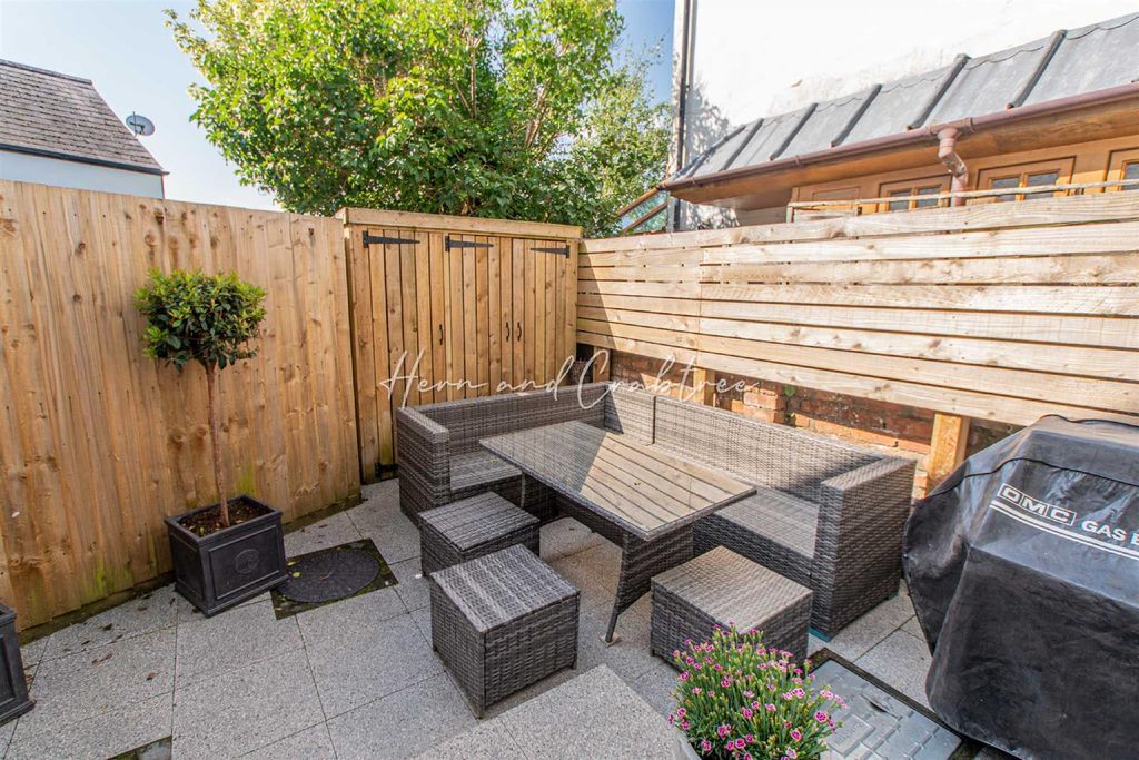 Additional image 10 of 3 bed terraced house for saleThe Old Post Office, Imperial Buildings Row, Llandaff, Cardiff CF5