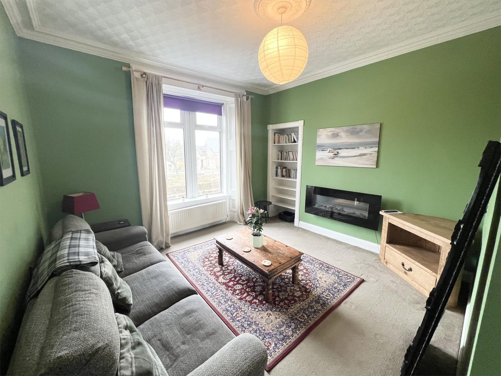 Additional image 3 of 2 bed flat for saleFlat 2, 6 Stanley Road, Saltcoats KA21