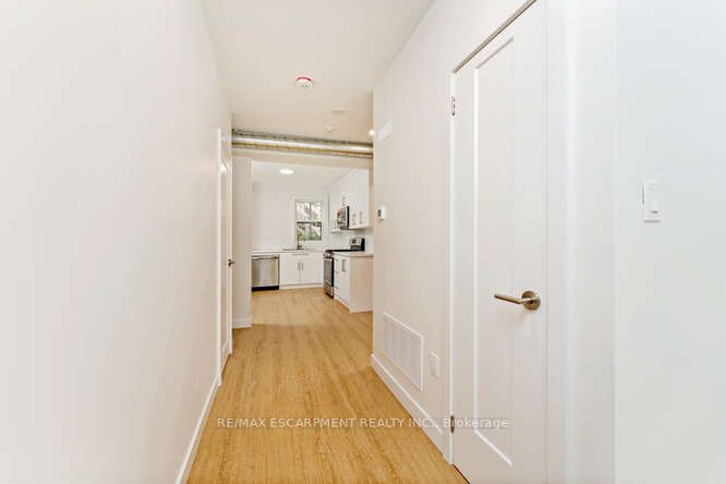 7-127 Victoria Avenue S, Hamilton, ON, L8N 2S9
