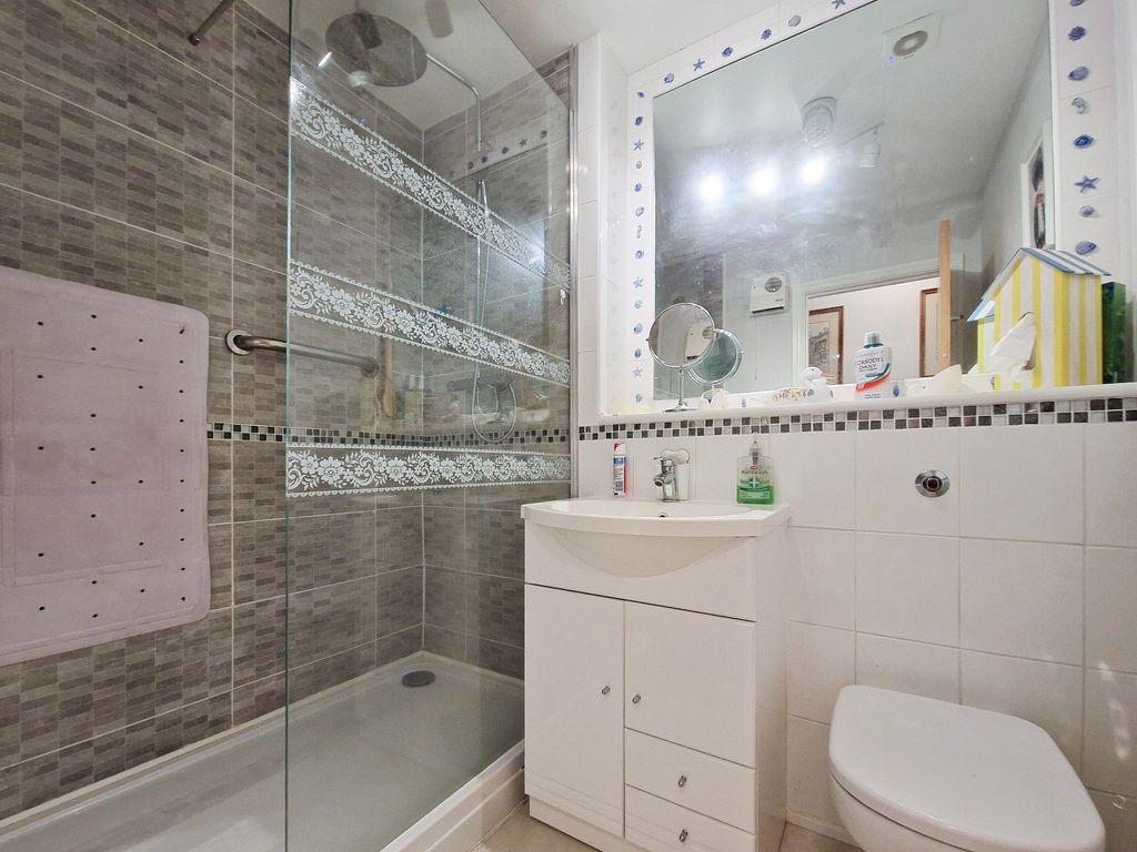 Additional image 11 of 2 bed flat for saleApt 227 Spectrum, St Helier JE2