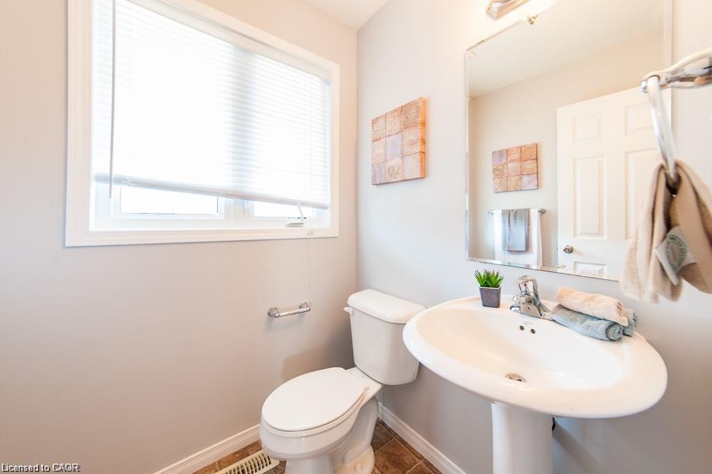 Additional image 3 of 680 Winterberry Avenue, Waterloo, ON, N2V 2X4