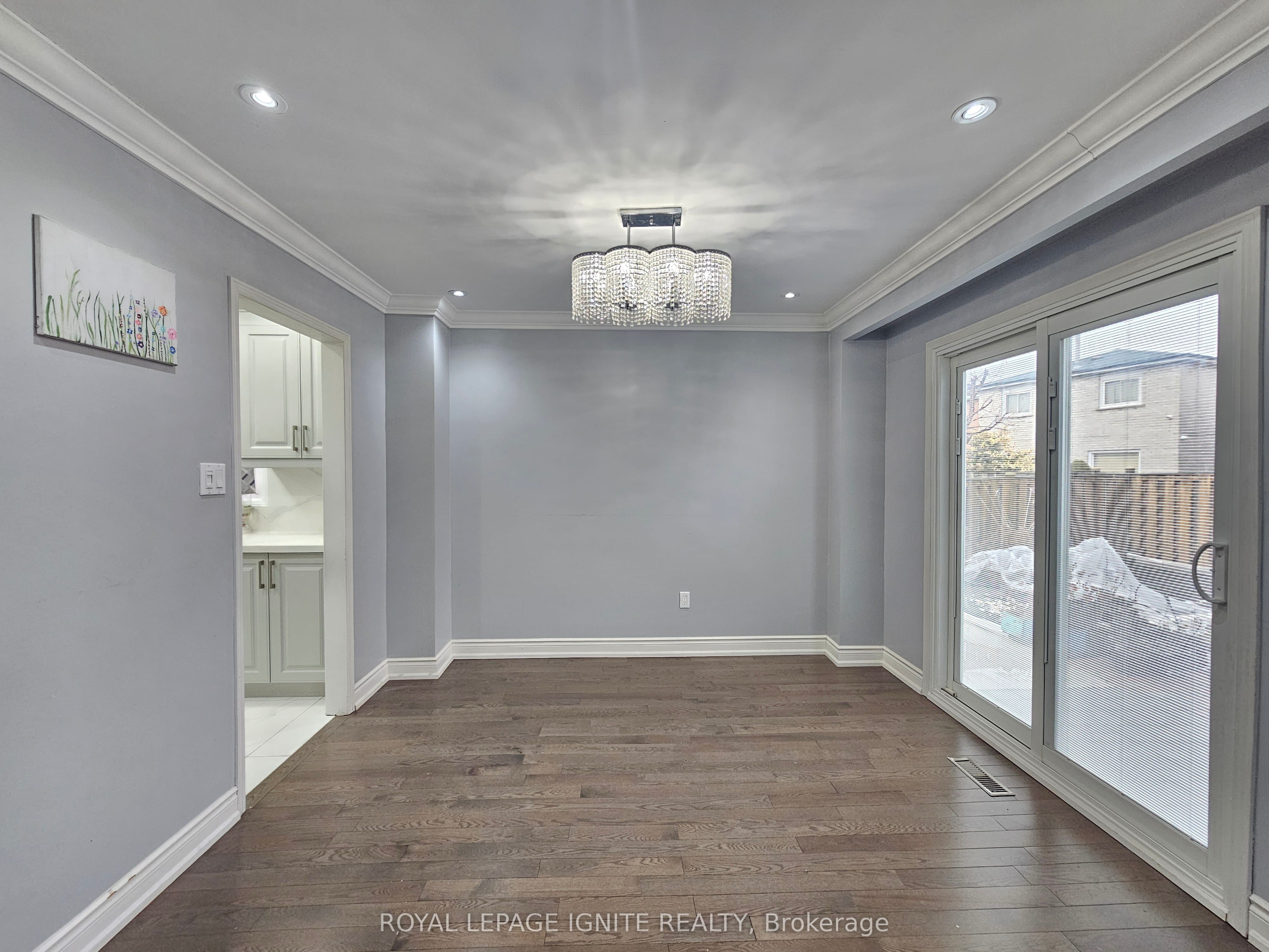 17 St Emilion Way, Toronto, ON, M9V 5A5 photo 5