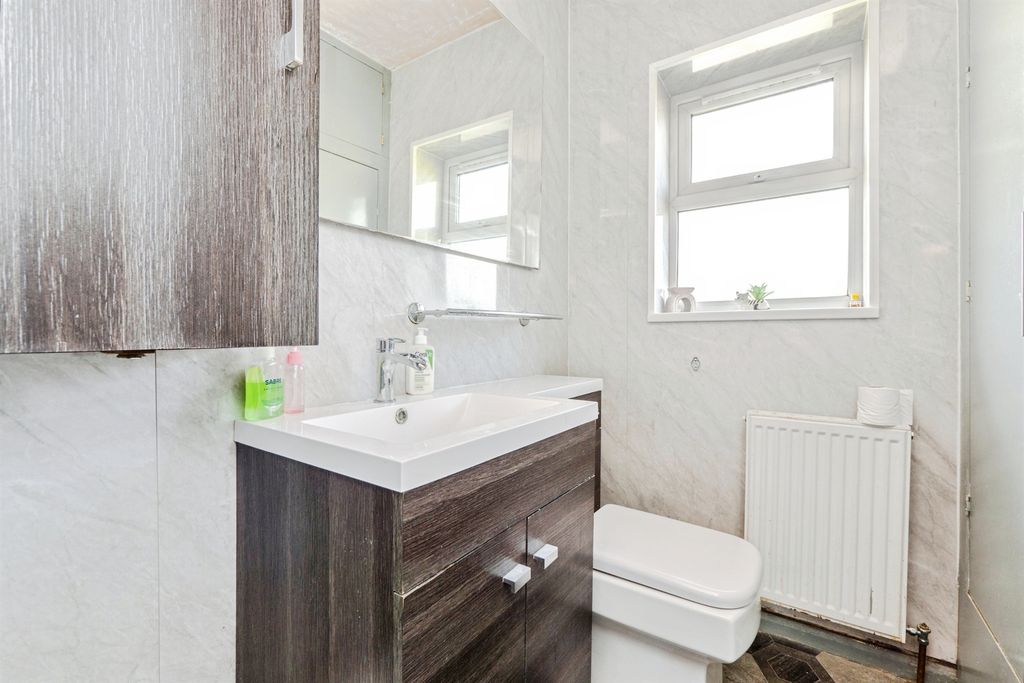 Additional image 13 of 3 bed semi-detached house for saleLaugharne Avenue, Rumney, Cardiff CF3