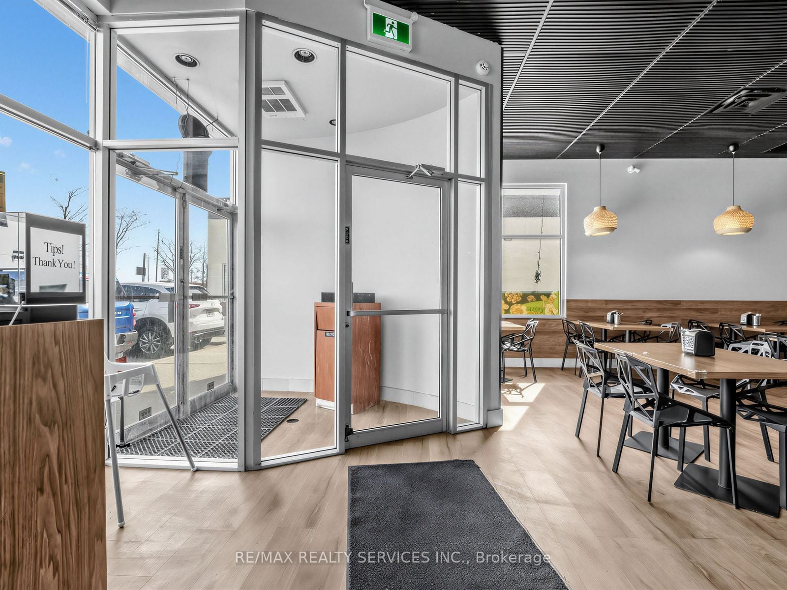 Additional image 5 of 1475 Aerowood Drive, Mississauga, ON, L4W 1C2