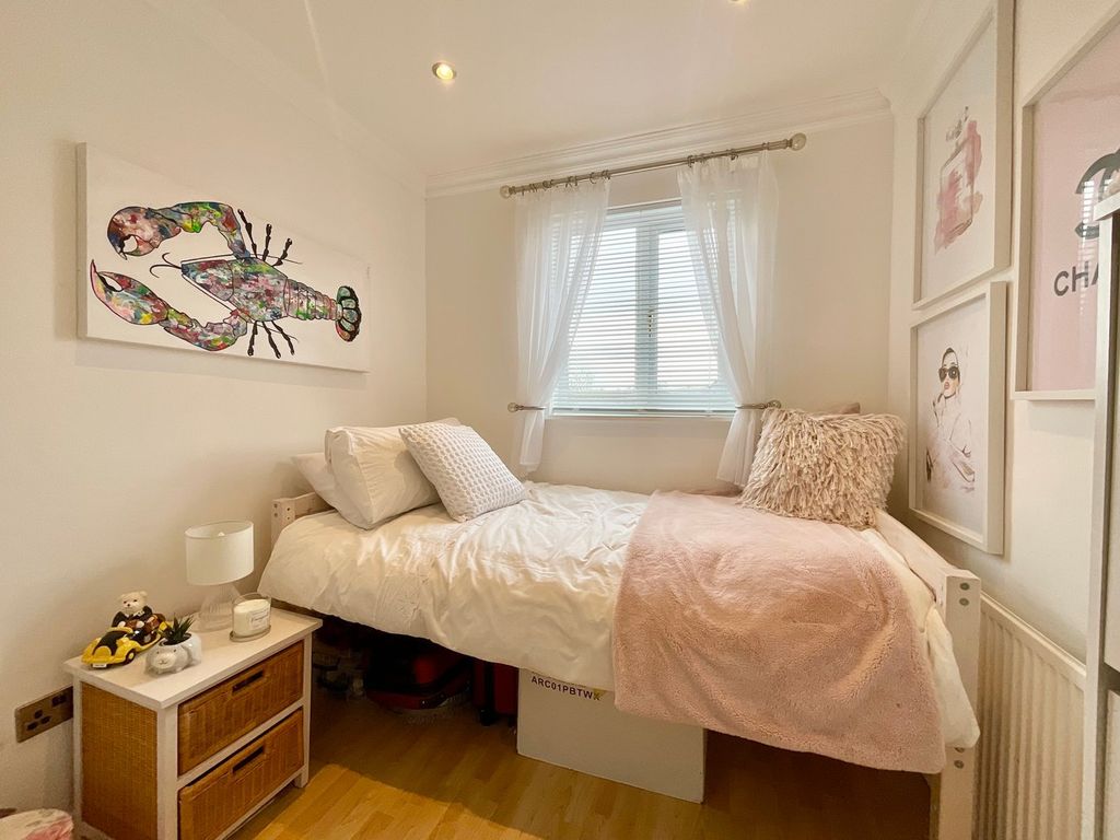 Additional image 18 of 4 bed semi-detached house for saleRoman Reach, Caerleon, Newport NP18