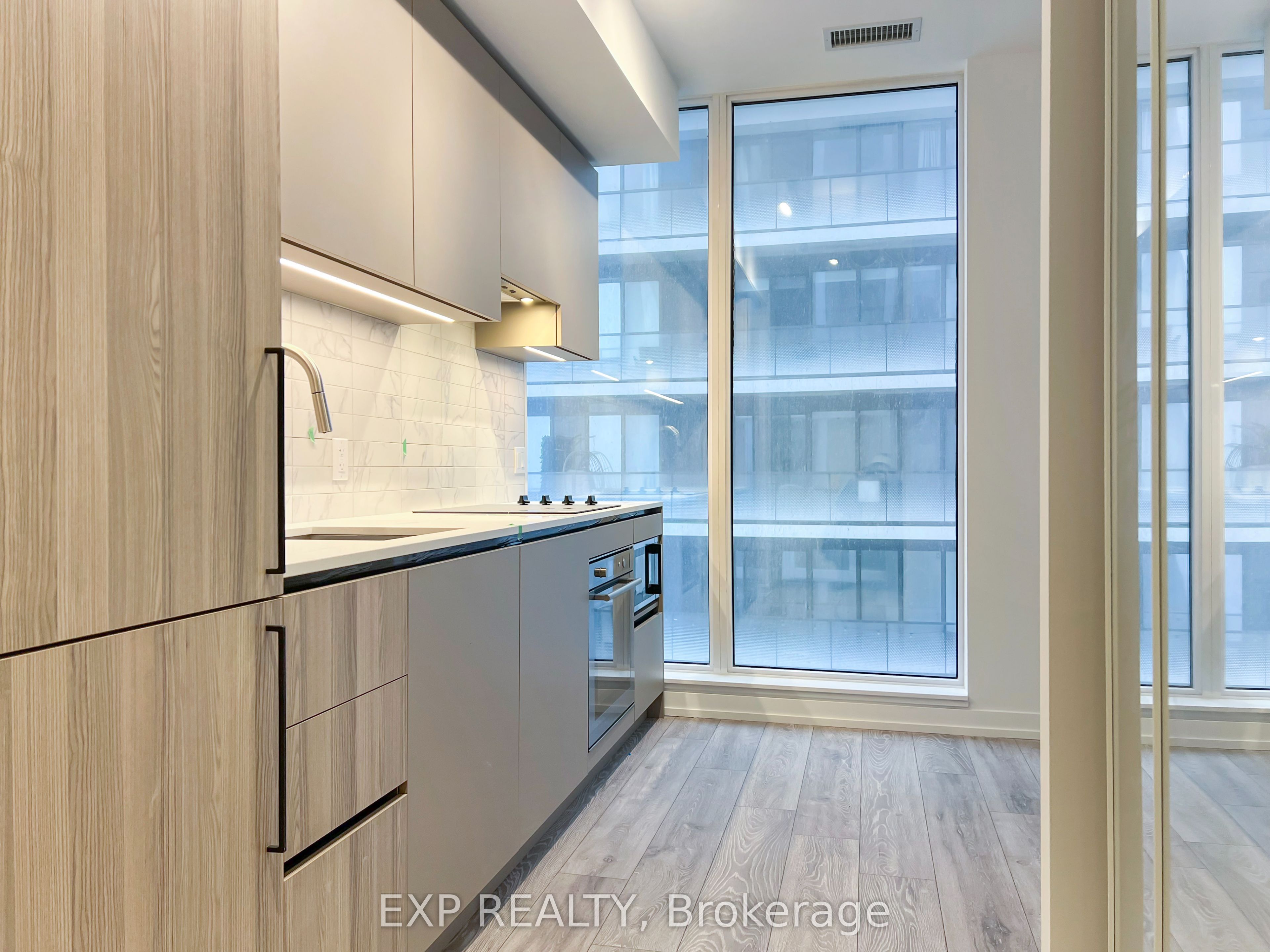 3606-55 Mercer Street, Toronto, ON, M5V 0W4