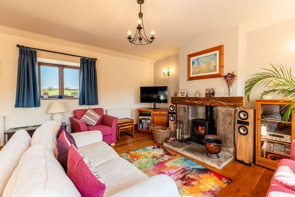 Additional image 9 of 4 bed barn conversion for salePenrhos Farm, Llantilio Crossenny, Abergavenny NP7