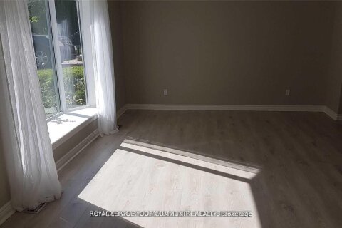 Additional image 8 of 32 Shouldice Court, Toronto, ON, M2L 2S4