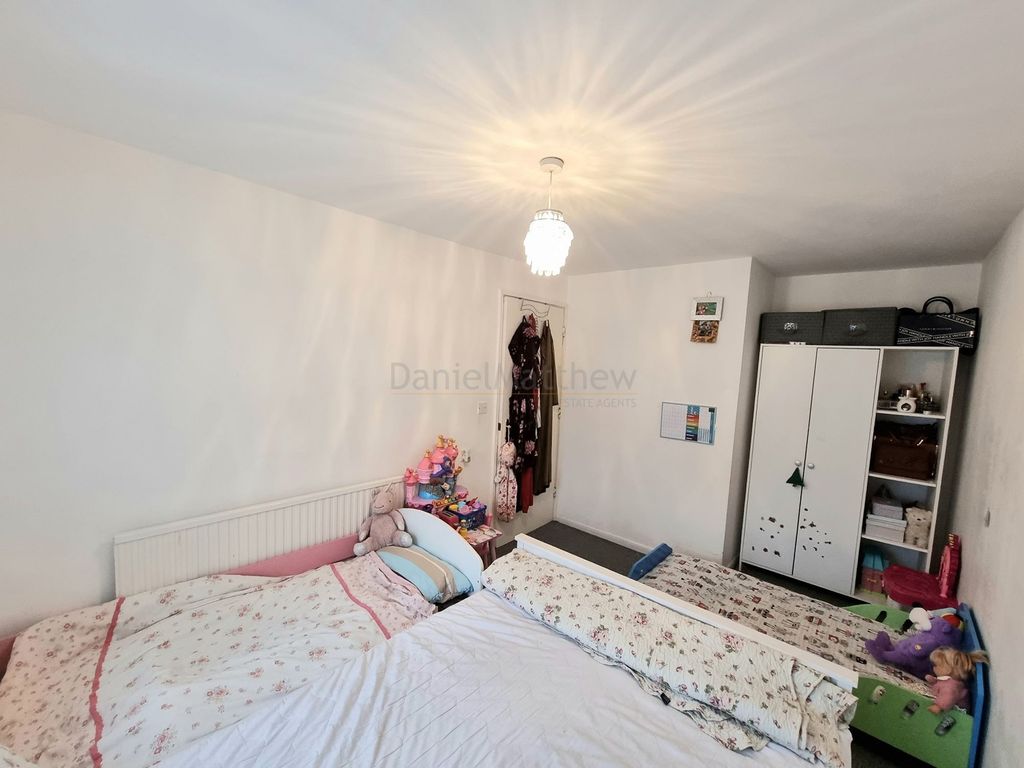 Additional image 5 of 2 bed flat for saleDaviot Street, Cardiff CF24