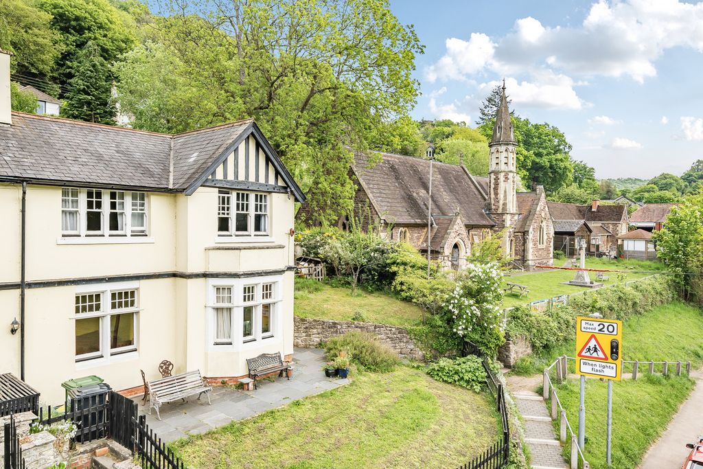 3 bed semi-detached house for saleRedbrook Road, Monmouth NP25