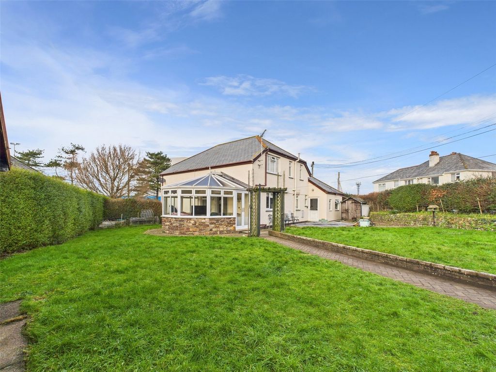 3 bed detached house for saleCleavelands, Bude, Cornwall EX23 photo 2