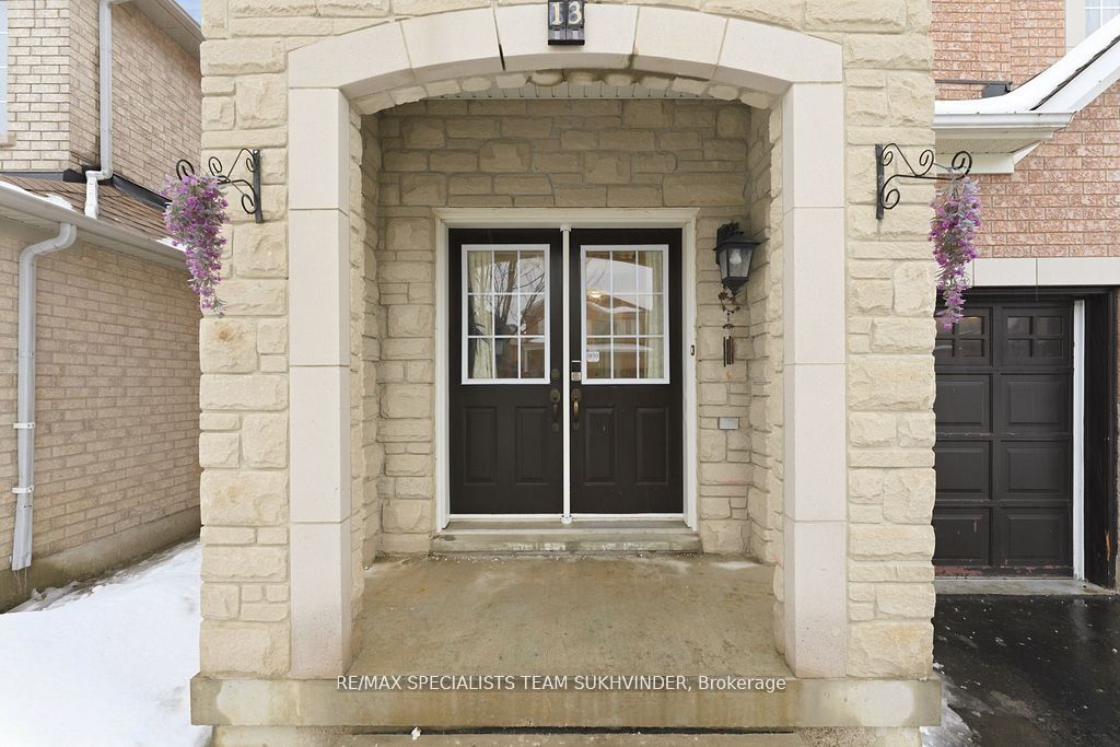 Additional image 3 of 13 El Camino Way, Brampton, ON, L7A 3C4