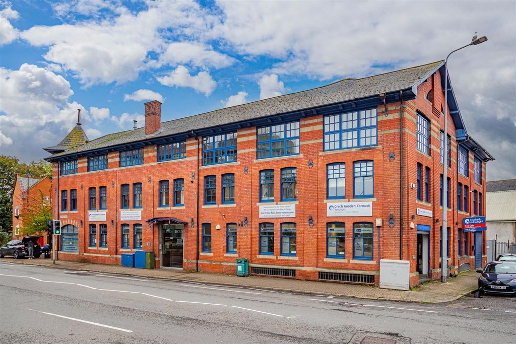 Additional image 4 of Studio for sale4 Ocean House, Clarence Road, Cardiff CF10