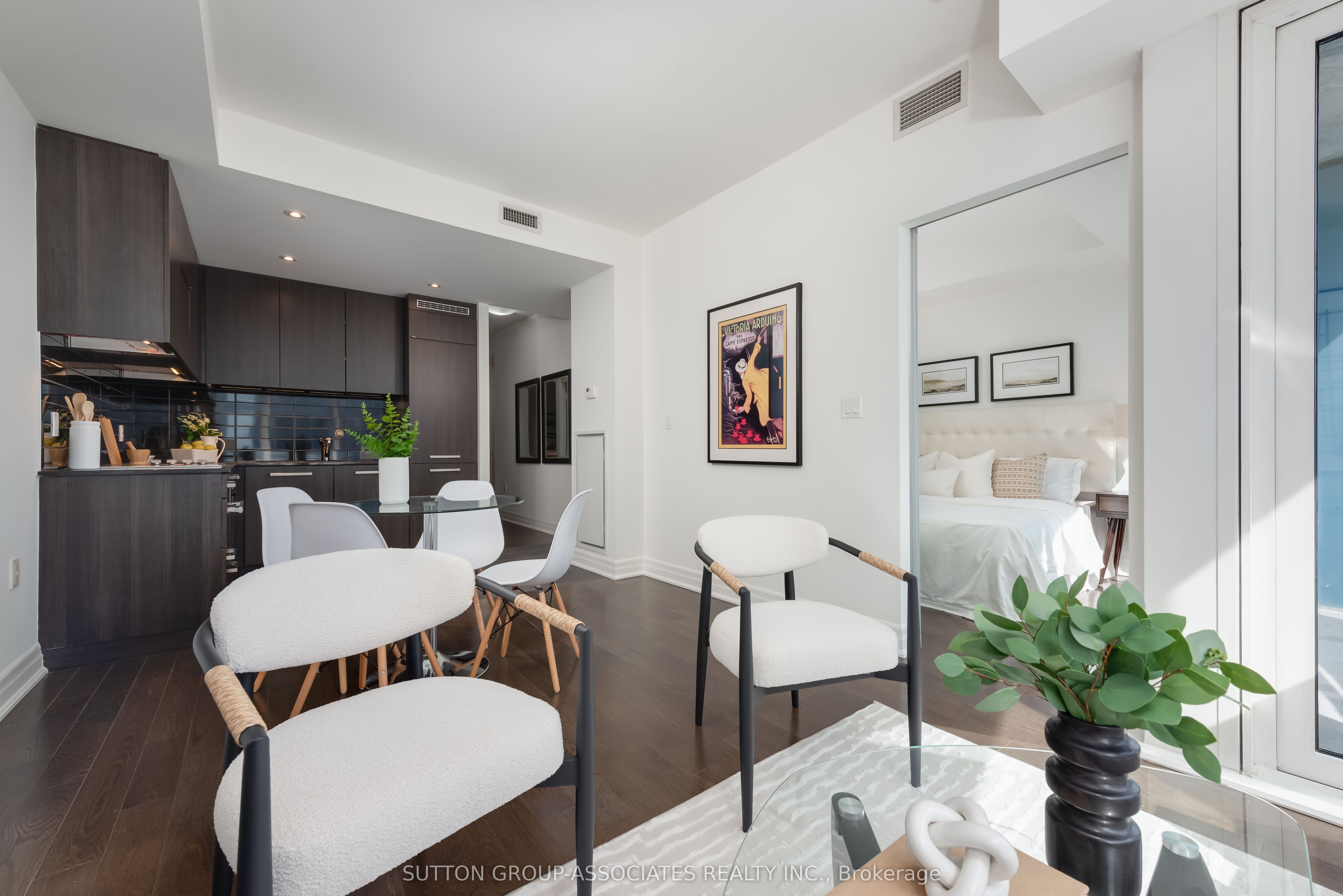 3212-8 The Esplanade Avenue, Toronto, ON, M5E 0A6