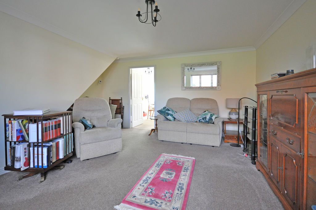 Additional image 9 of 3 bed semi-detached house for saleLlewellyn Walk, Newport NP20