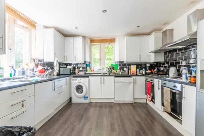 6 bed shared accommodation to rentBeeslack Lodge, Penicuik EH26 photo 2