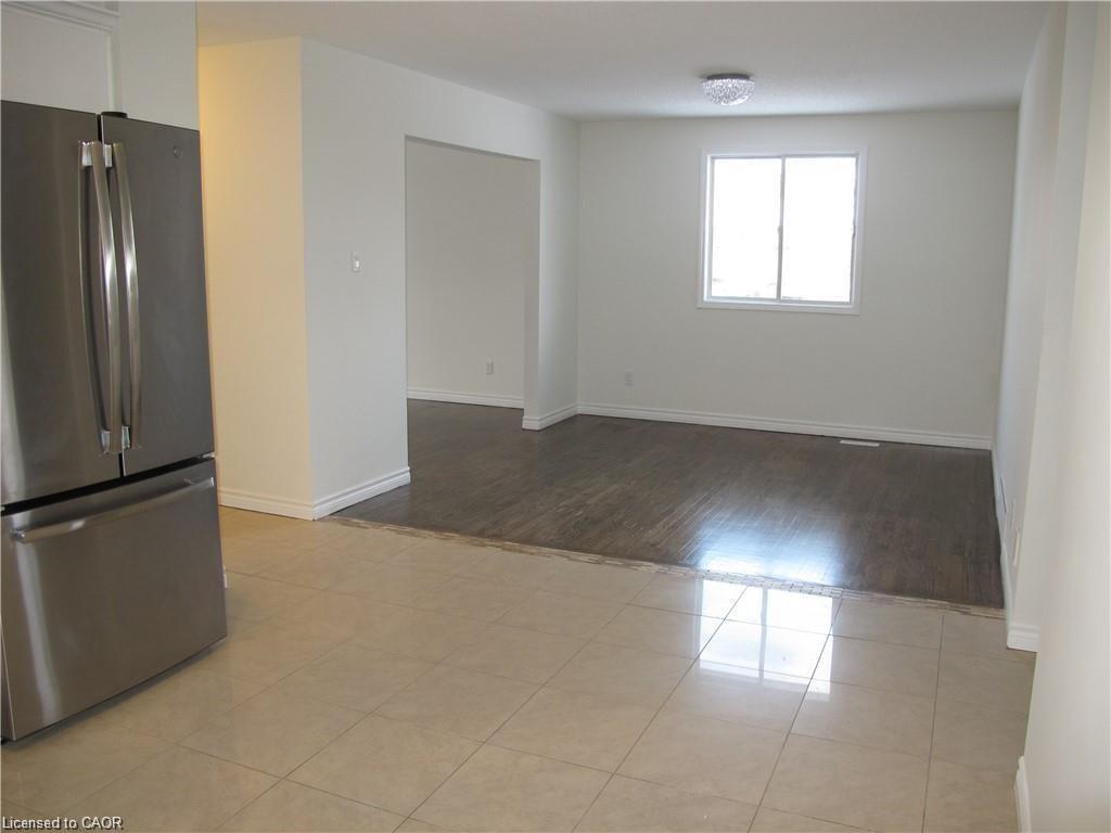 Additional image 2 of Main-3 Lancer Court, Hamilton, ON, L9B 2B1