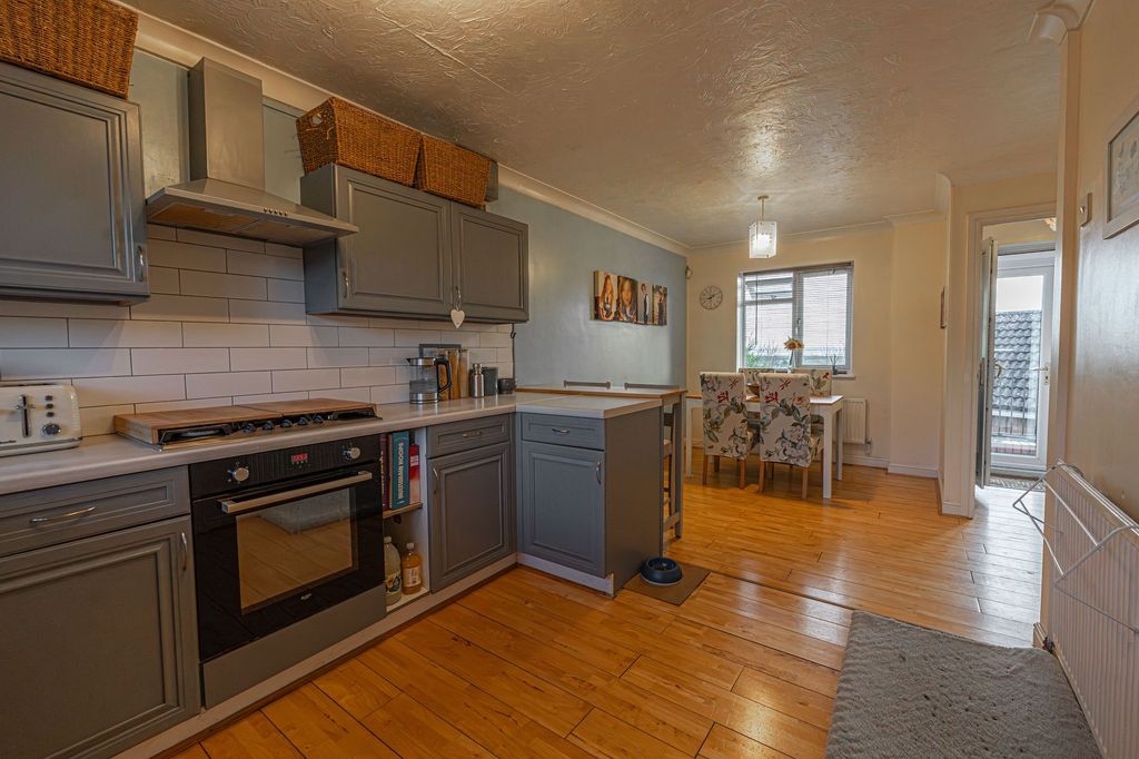 Additional image 6 of 4 bed detached house for saleBadgers Walk, Undy NP26
