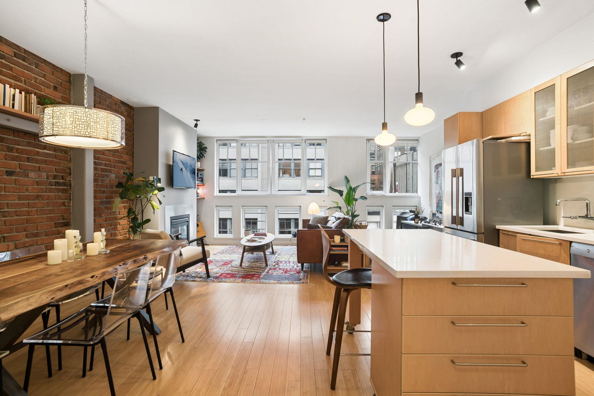 Additional image 2 of 401-1072 Hamilton Street, Vancouver, BC, V6B 2R9