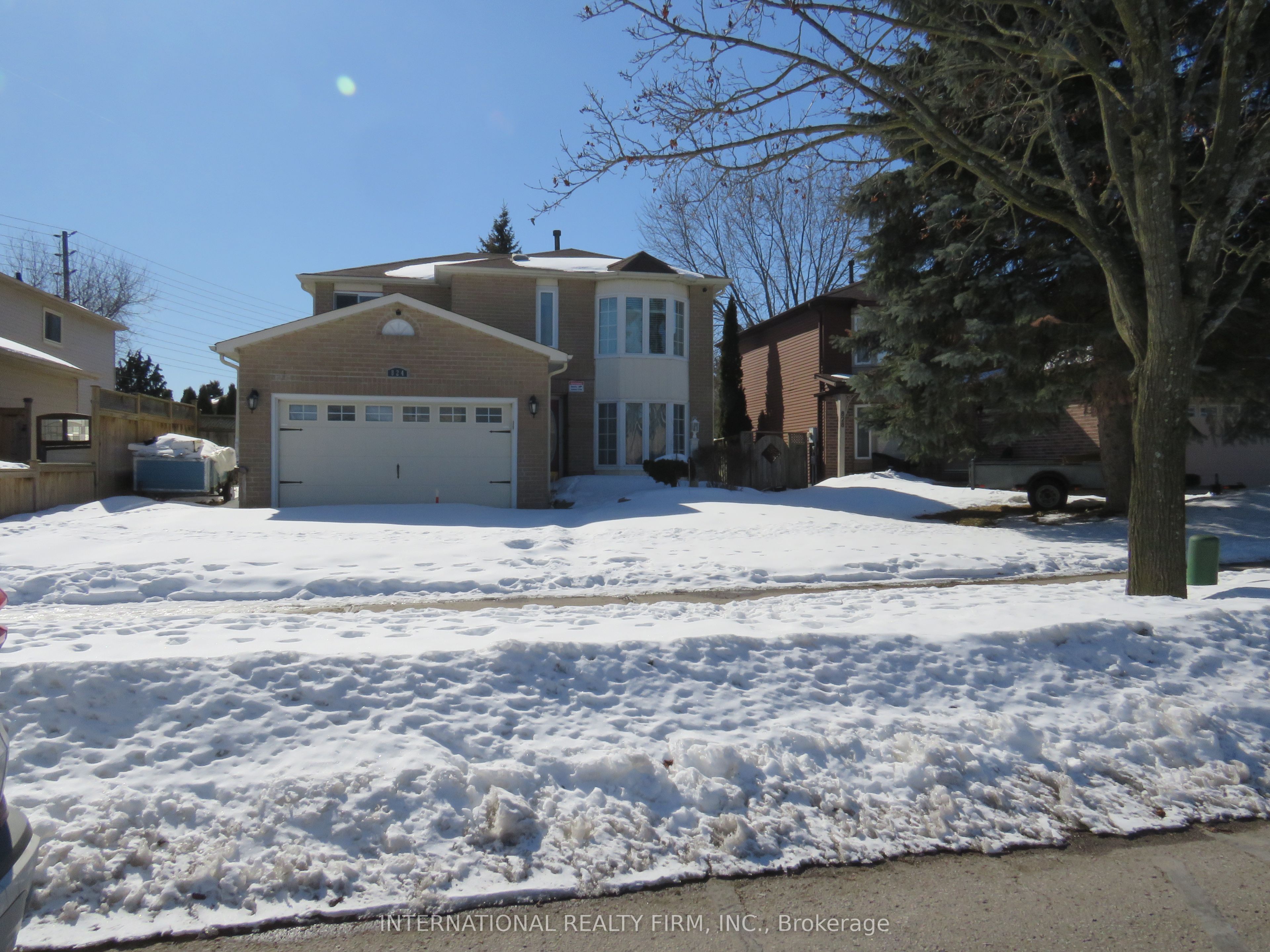 824 Crowells Street, Oshawa, ON, L1K 1X3